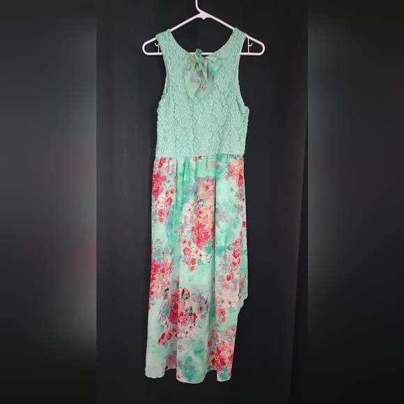 Lilt Girls Floral Party Dress. Green and Pink in Color 20.5 PlusSize Kids Used - Picture 2 of 3